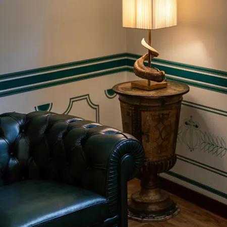 Regal House Regimental Apartment Verona